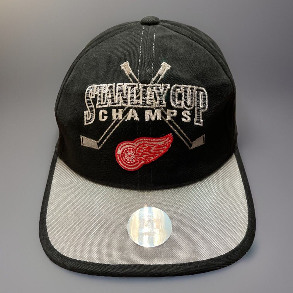 Vintage Detroit Red Wings 1998 Stanley Cup Champs Hat Cap Adjustable Starter NEW